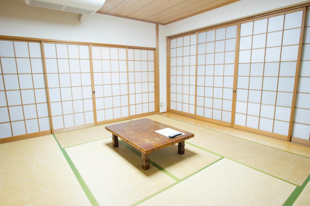 駅前山小屋a-Yard Ome Camera foto