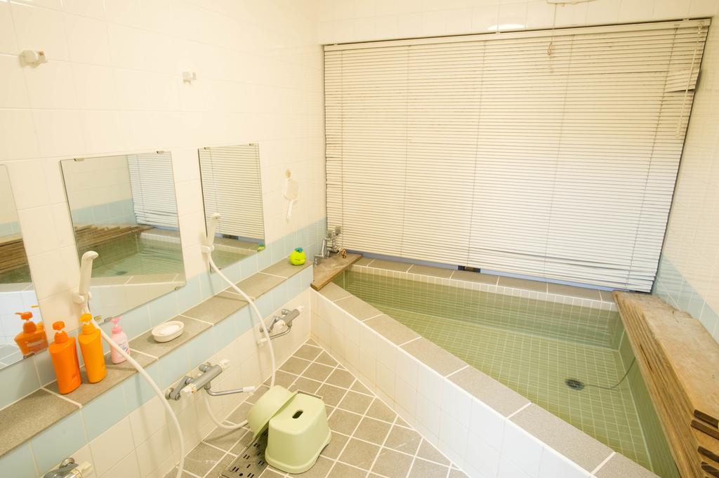 駅前山小屋a-Yard Ome Camera foto